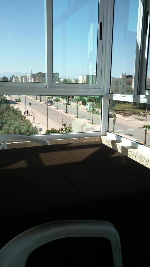 פס Logement Hotel Et Navette Gratuite מראה חיצוני תמונה